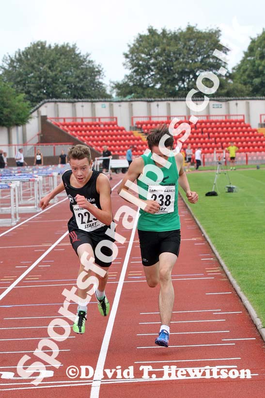 Boys under-15s 1500 metres at the Gateshead Tartan Games Open.
